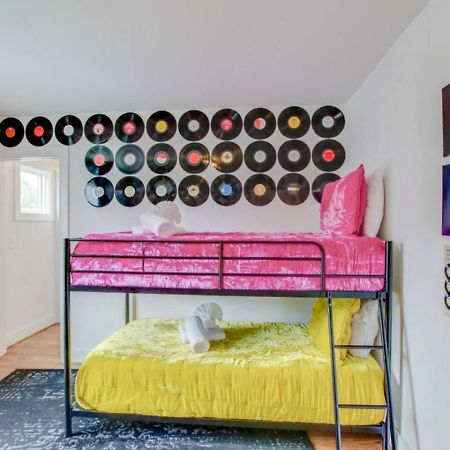 Howdy House New And Trendy With Rooftop Deck Нашвил Екстериор снимка