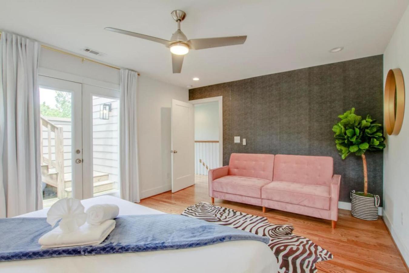 Howdy House New And Trendy With Rooftop Deck Нашвил Екстериор снимка